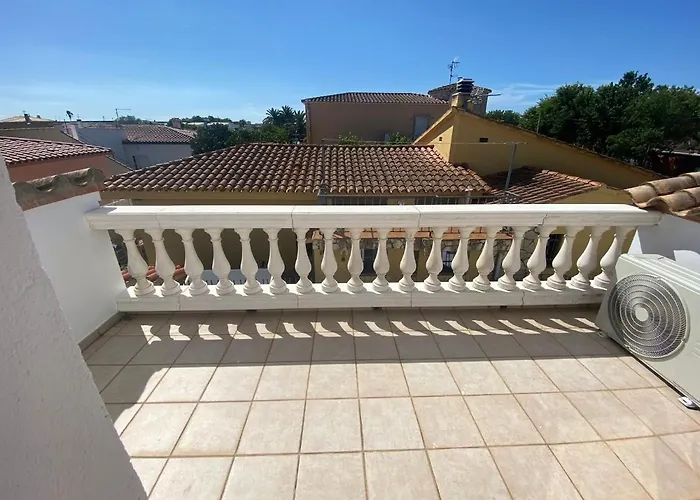 Casa Libelula Feriehus Castello  D'Empuries